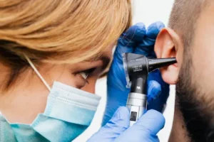 Badania słuchu w celu wykluczenia grzybicy ucha